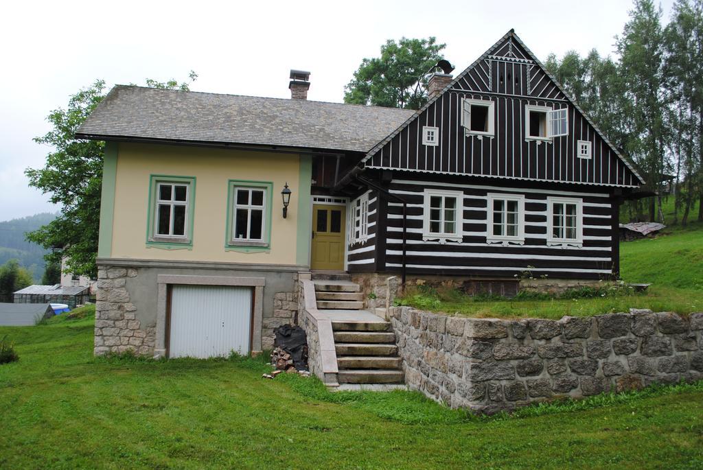 Chata Hugo - 3 Retreat Apartments Tanvald Bagian luar foto