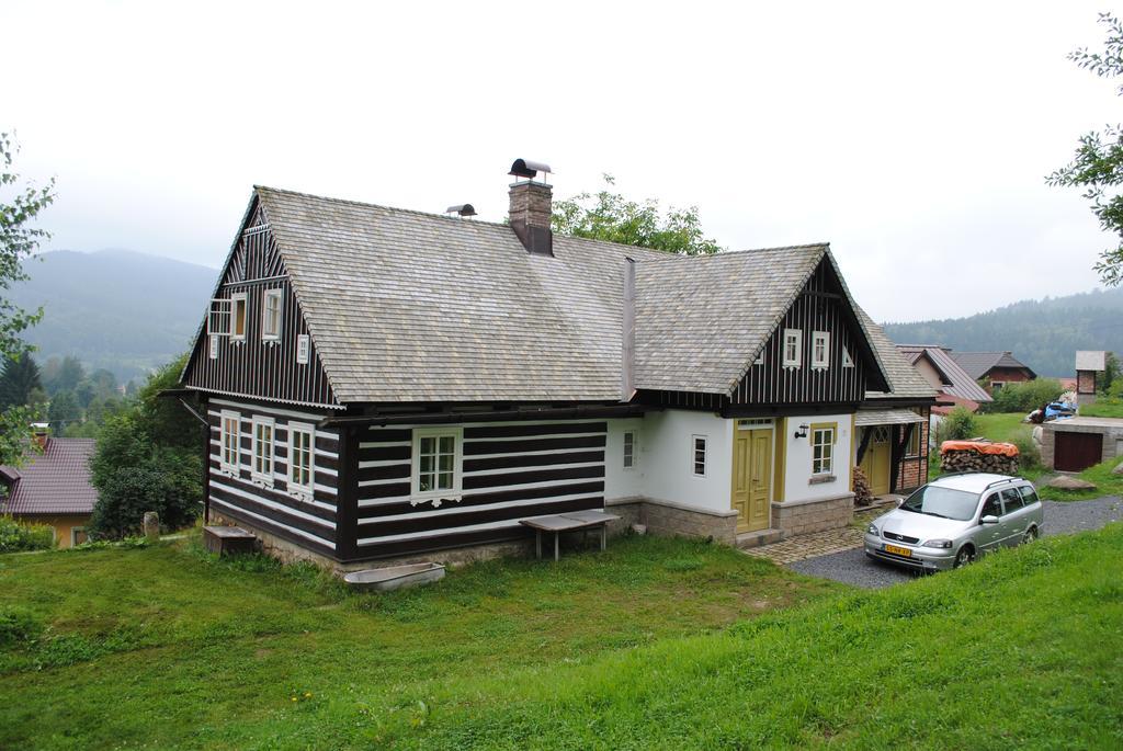 Chata Hugo - 3 Retreat Apartments Tanvald Bagian luar foto
