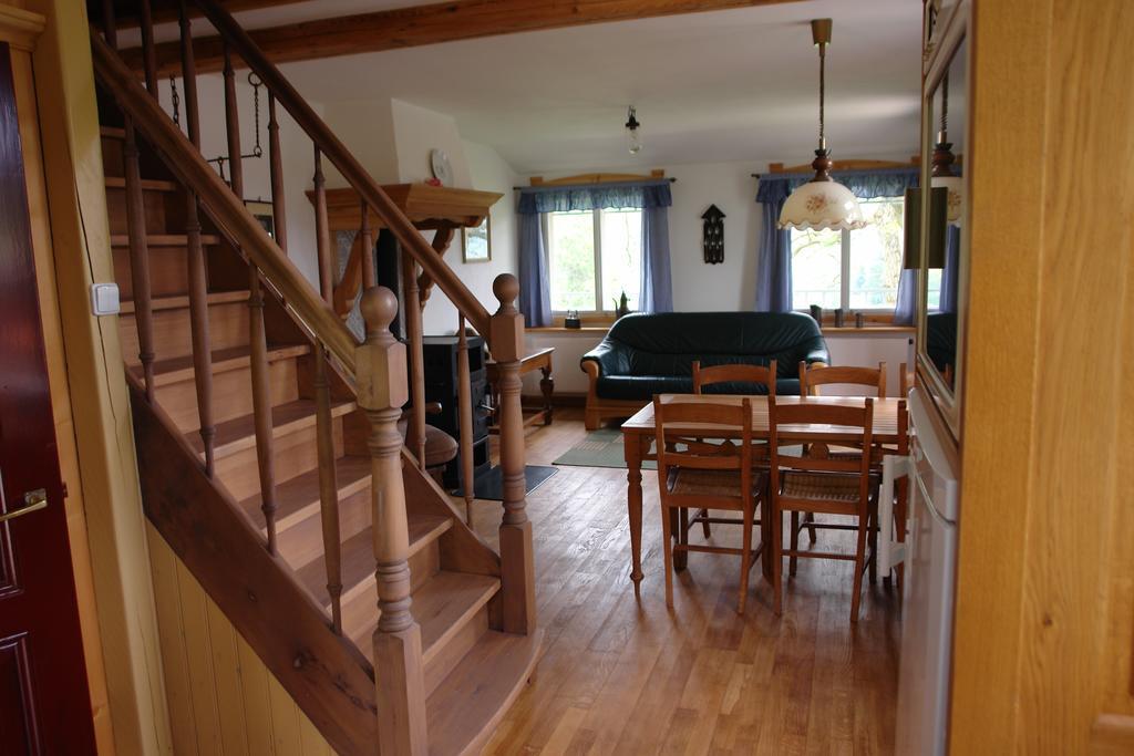 Chata Hugo - 3 Retreat Apartments Tanvald Bagian luar foto